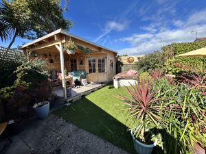 Photo 31- click for photo gallery